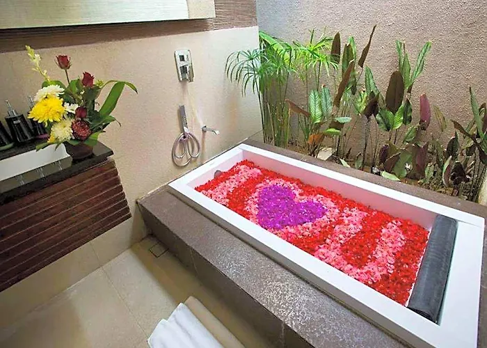 Villa Romantic For Honeymoon At *